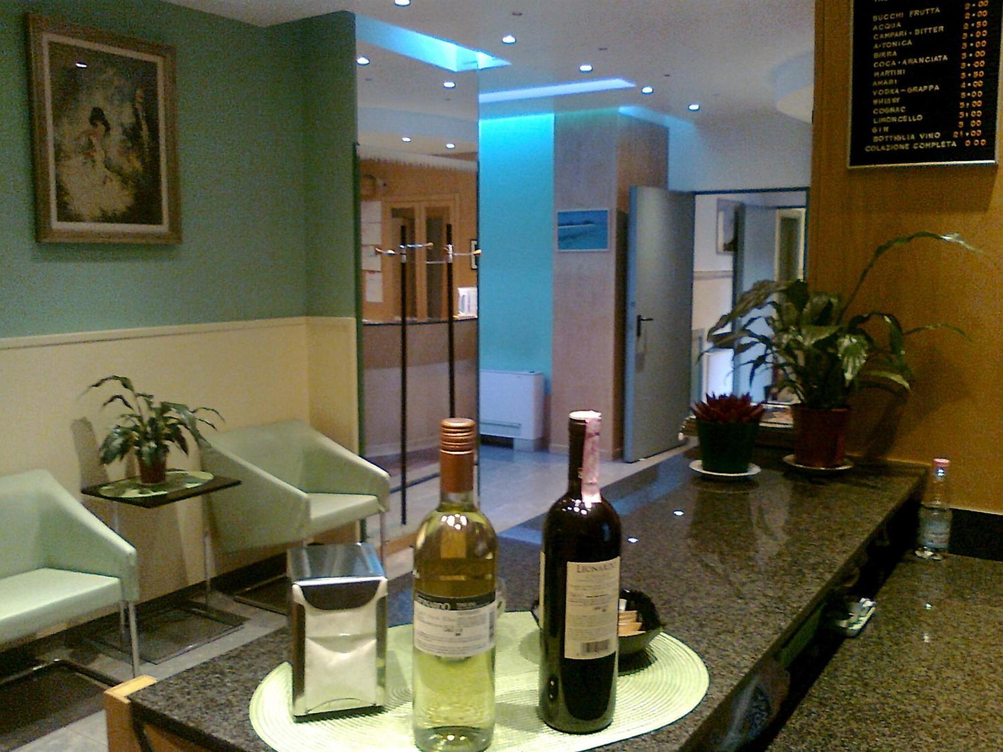 露莎娜酒店 米兰 外观 照片